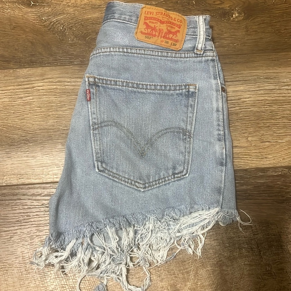 Levi Denim shorts with tags